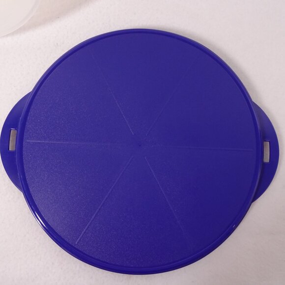 Tupperware Round Pie Taker Carrier Pie Holder Blue Locking Lid 3062C-2 - Picture 5 of 11